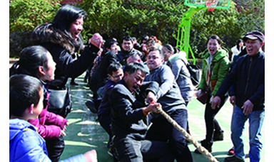 虹润公司举行新年迎春活动